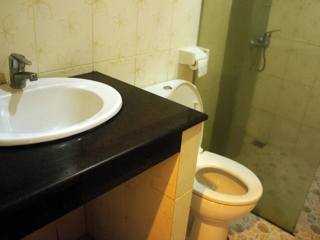 Waringin Homestay Kuta  Luaran gambar