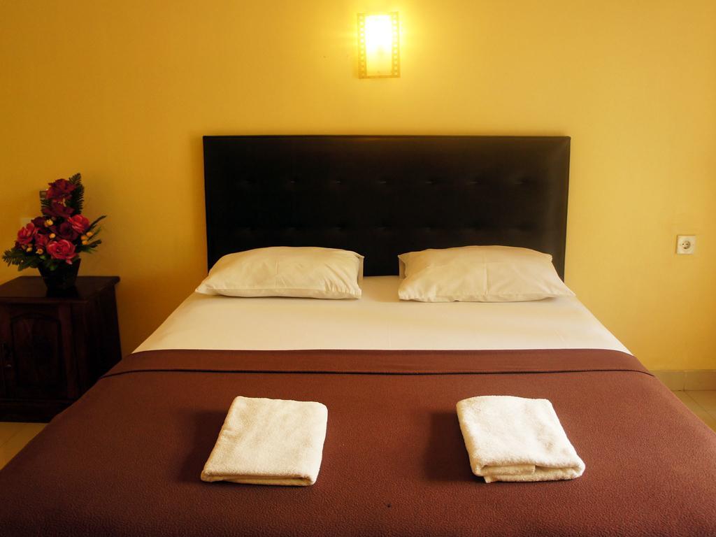 Waringin Homestay Kuta  Luaran gambar