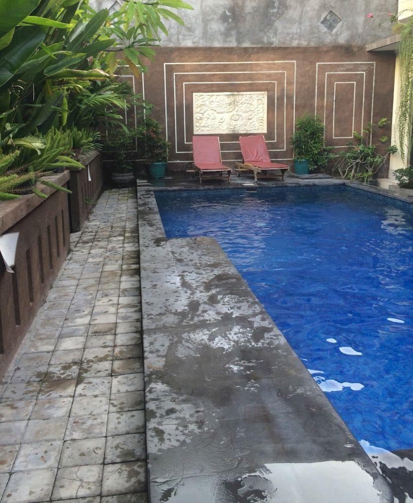Waringin Homestay Kuta  Luaran gambar