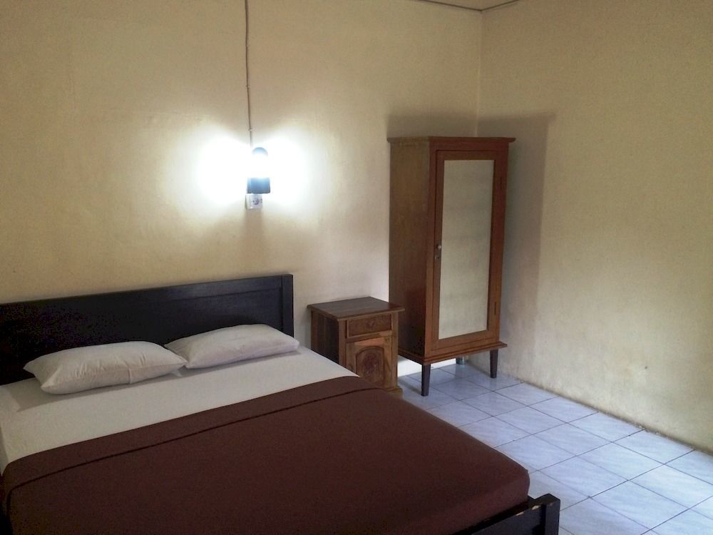 Waringin Homestay Kuta  Luaran gambar