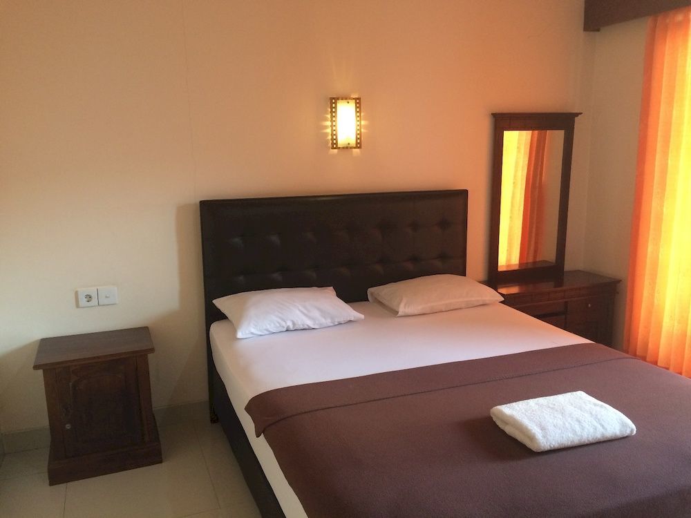 Waringin Homestay Kuta  Luaran gambar