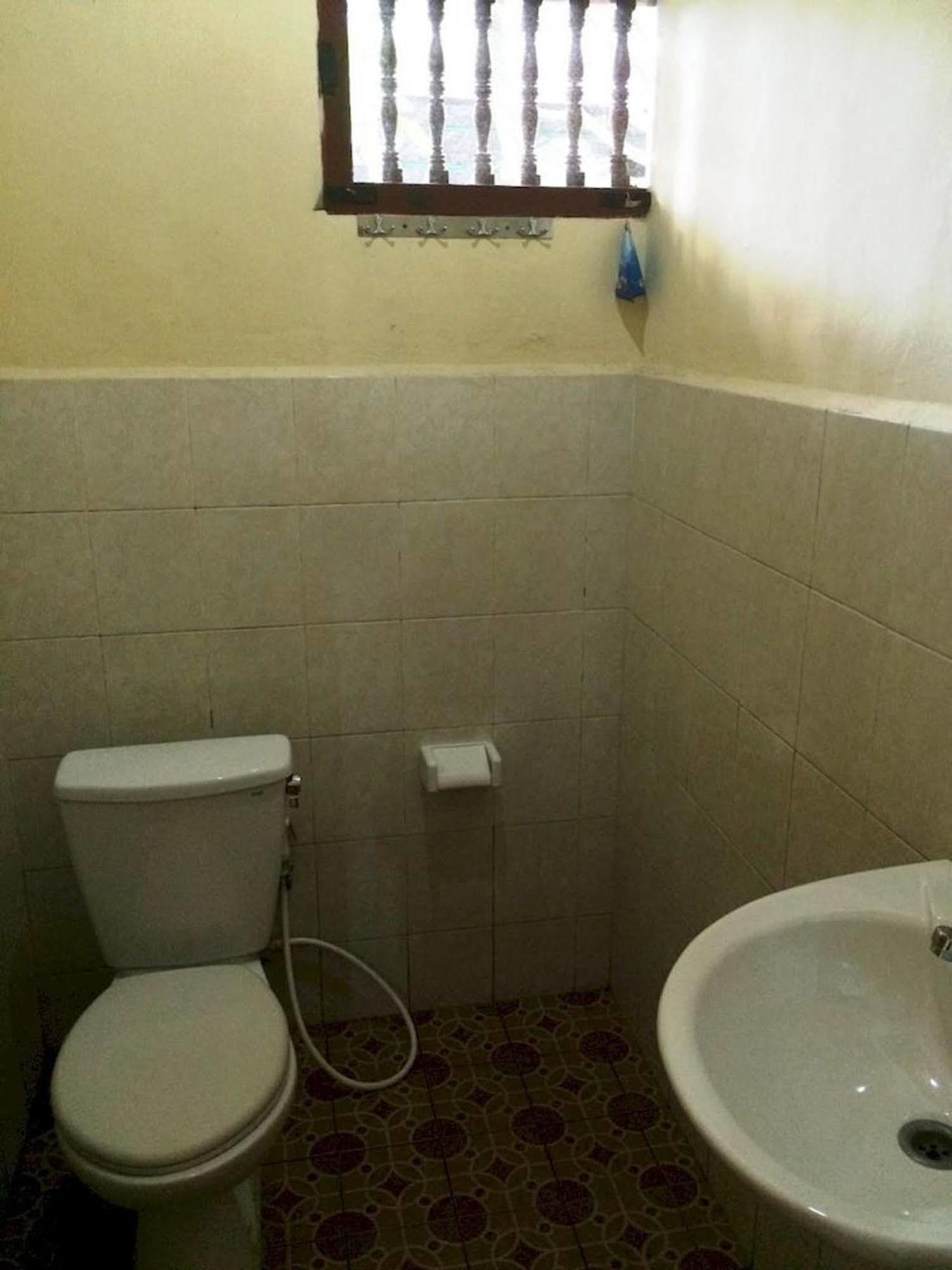Waringin Homestay Kuta  Luaran gambar