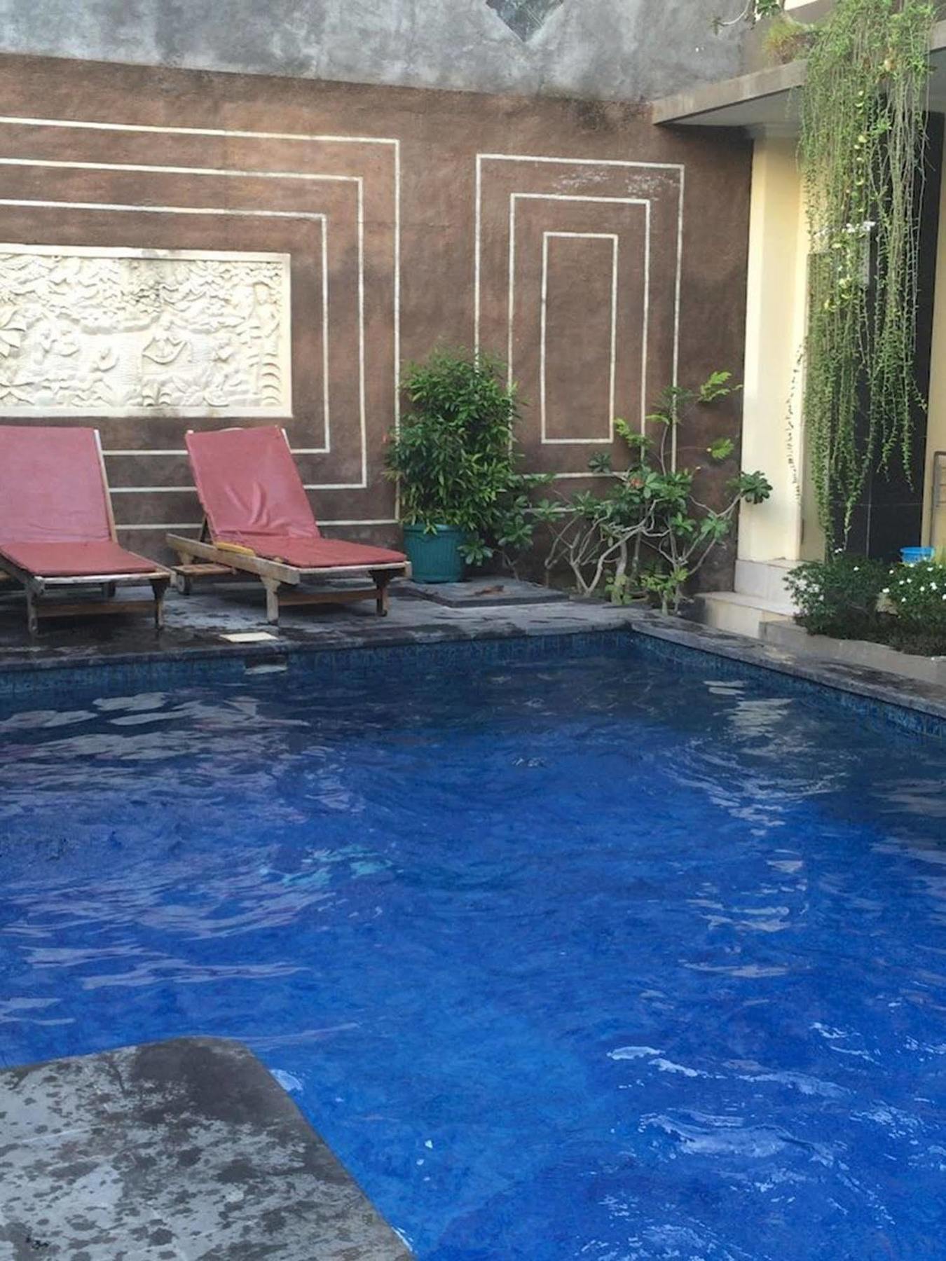 Waringin Homestay Kuta  Luaran gambar